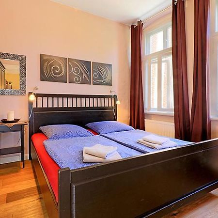 Ferienwohnung An Der Nicolaikirche Lüneburg Esterno foto